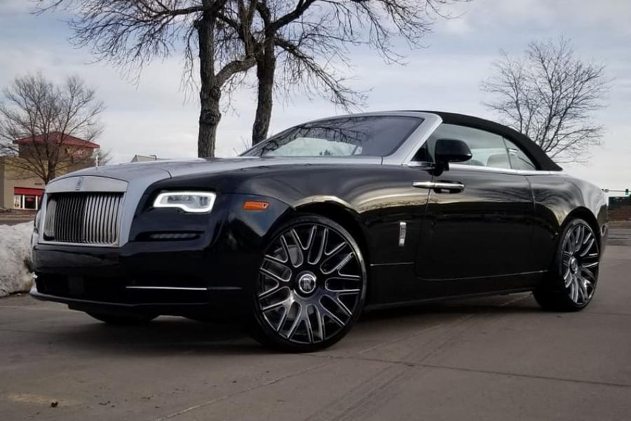  Rolls-Royce Wraith on Forgiato Wheels (Freddo-ECL) 2019 года  (фото 1 из 2)